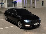 Skoda Superb 2017 года за 9 800 000 тг. в Караганда – фото 2