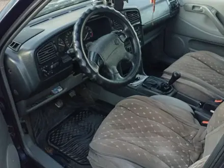 Volkswagen Passat 1995 года за 1 300 000 тг. в Астана – фото 9