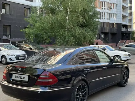 Mercedes-Benz E 320 2002 года за 4 300 000 тг. в Астана – фото 5