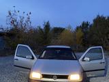 Volkswagen Golf 1993 годаүшін1 550 000 тг. в Актобе – фото 4