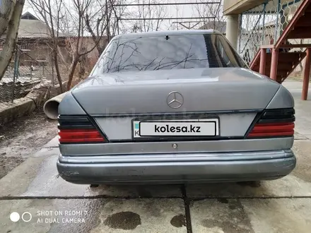 Mercedes-Benz E 200 1992 года за 1 400 000 тг. в Шымкент – фото 8