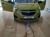 Chevrolet Spark 2013 года за 3 200 000 тг. в Жанаозен – фото 3