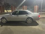 Mercedes-Benz E 280 1998 годаfor2 600 000 тг. в Костанай – фото 3