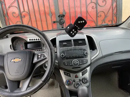 Chevrolet Aveo 2014 года за 2 800 000 тг. в Сарыагаш – фото 10