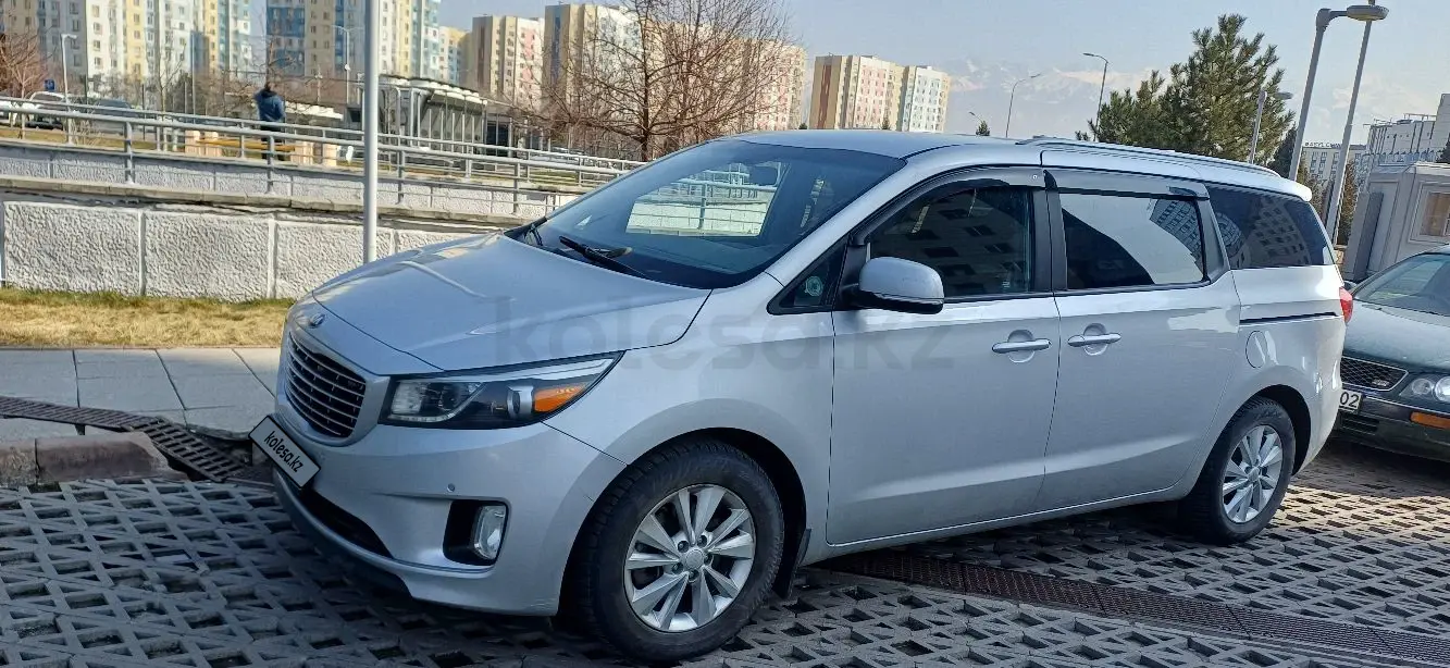 Kia Sedona, 2015