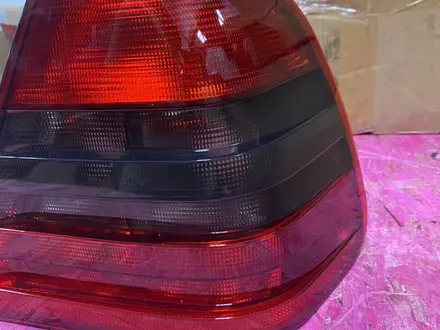 Задние фонари Mercedes Benz W202 за 20 000 тг. в Астана – фото 3