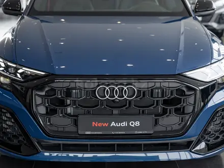 Audi Q8 55 TFSI Quattro 2026 года за 65 040 000 тг. в Алматы – фото 13