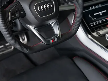 Audi Q8 55 TFSI Quattro 2026 года за 65 040 000 тг. в Алматы – фото 47