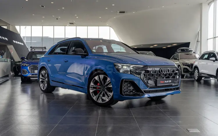 Audi Q8 55 TFSI Quattro 2024 года за 66 013 800 тг. в Алматы