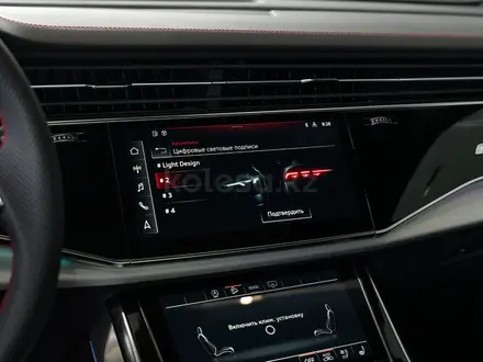 Audi Q8 55 TFSI Quattro 2026 года за 65 040 000 тг. в Алматы – фото 73
