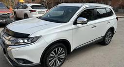 Mitsubishi Outlander 2019 года за 12 000 000 тг. в Астана – фото 2