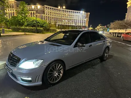 Mercedes-Benz S 500 2006 года за 8 000 000 тг. в Астана