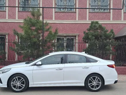 Hyundai Sonata 2018 года за 10 300 000 тг. в Шымкент – фото 7