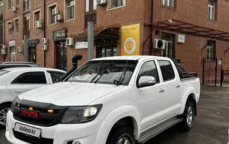 Toyota Hilux 2014 года за 11 000 000 тг. в Актау