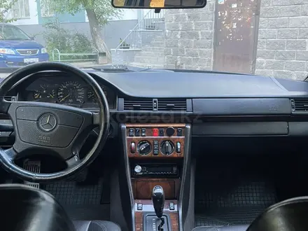 Mercedes-Benz E 280 1994 года за 2 700 000 тг. в Астана – фото 9