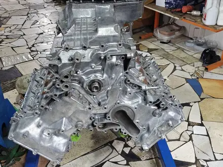 Двигатель лексус 570 за 3 200 000 тг. в Астана