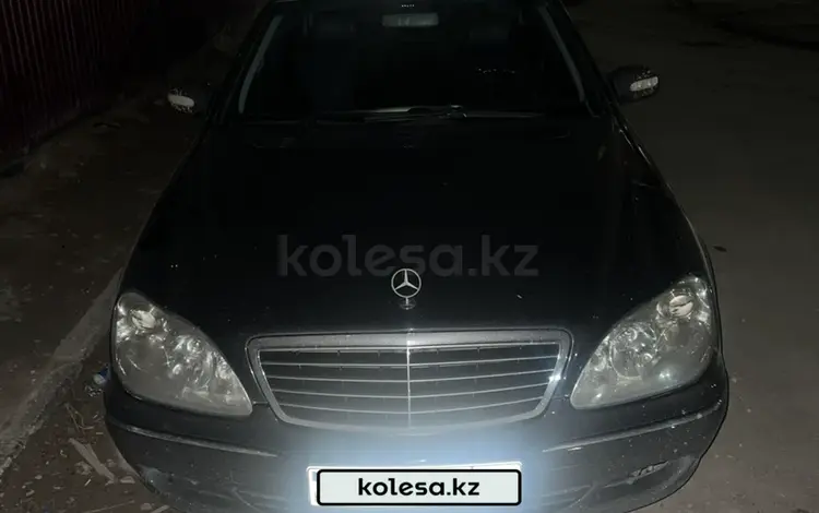 Mercedes-Benz S 350 2005 годаүшін5 500 000 тг. в Актау