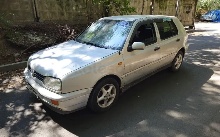 Volkswagen Golf 1996 годаүшін1 200 000 тг. в Алматы