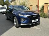 Hyundai Santa Fe 2018 года за 13 800 000 тг. в Астана