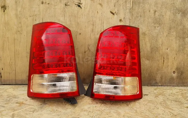 Фонарь TOYOTA Wish оригинал за 10 000 тг. в Алматы