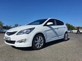 Hyundai Solaris 2014 годаүшін5 400 000 тг. в Атырау – фото 3