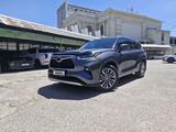 Toyota Highlander 2021 годаүшін24 000 000 тг. в Шымкент