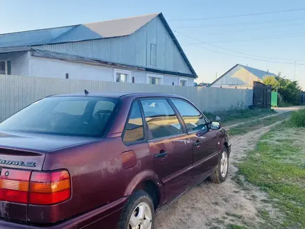 Volkswagen Passat 1996 года за 1 400 000 тг. в Уральск – фото 8