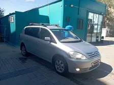 Toyota Avensis Verso, 2002