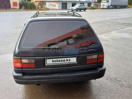 Volkswagen Passat 1992 года за 1 550 000 тг. в Уральск – фото 3