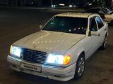 Mercedes-Benz E 220 1993 года за 2 200 000 тг. в Жезказган