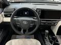 Toyota Camry 2025 года за 21 990 000 тг. в Костанай – фото 10