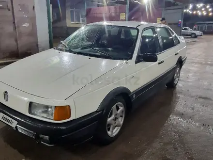 Volkswagen Passat 1988 годаүшін1 100 000 тг. в Бауыржана Момышулы – фото 6