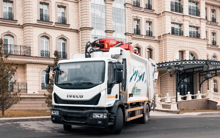 Iveco  EuroCargo 14 m3 с КМУ 2022 года в Астана