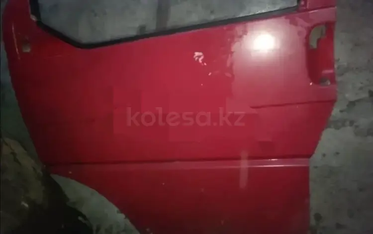 Передняя левая дверь на фольксваген транспортёр т4 за 5 000 тг. в Алматы