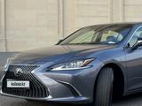 Lexus ES 350 2018 года за 20 700 000 тг. в Алматы – фото 4