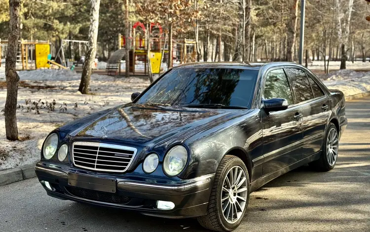 Mercedes-Benz E 320 1999 годаfor3 850 000 тг. в Алматы