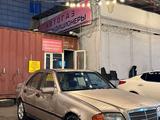 Mercedes-Benz C 180 1994 годаүшін500 000 тг. в Алматы – фото 4