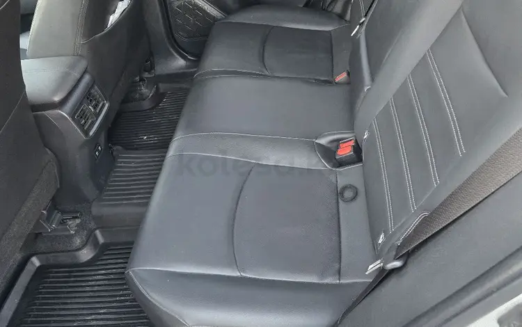 Toyota RAV4 2021 года за 15 000 000 тг. в Семей