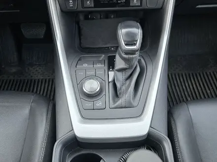 Toyota RAV4 2021 года за 15 000 000 тг. в Семей – фото 2