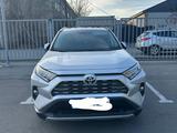 Toyota RAV4 2021 годаүшін15 000 000 тг. в Семей – фото 4