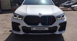 BMW X6 2022 года за 51 000 000 тг. в Алматы – фото 2