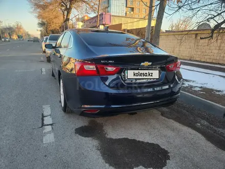 Chevrolet Malibu 2018 года за 8 400 000 тг. в Шымкент – фото 9