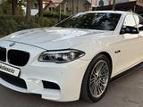 BMW 550 2013 года за 15 000 000 тг. в Алматы – фото 4