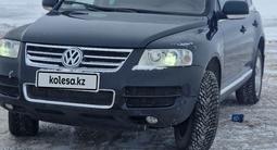 Volkswagen Touareg 2005 года за 5 000 000 тг. в Астана – фото 4