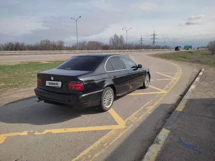 BMW 528 1998 года за 3 300 000 тг. в Алматы – фото 6