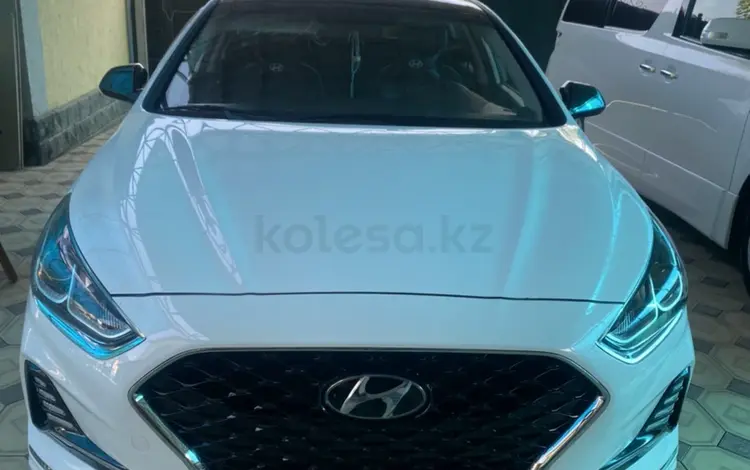 Hyundai Sonata 2023 годаүшін10 800 000 тг. в Алматы