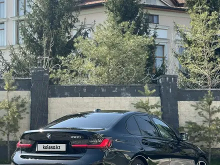 BMW 320 2022 года за 23 000 000 тг. в Алматы – фото 7