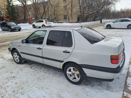 Volkswagen Vento 1994 года за 950 000 тг. в Караганда