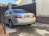 Toyota Camry 2007 года за 6 250 000 тг. в Шымкент – фото 2