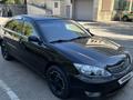Toyota Camry 2005 года за 4 600 000 тг. в Усть-Каменогорск – фото 2